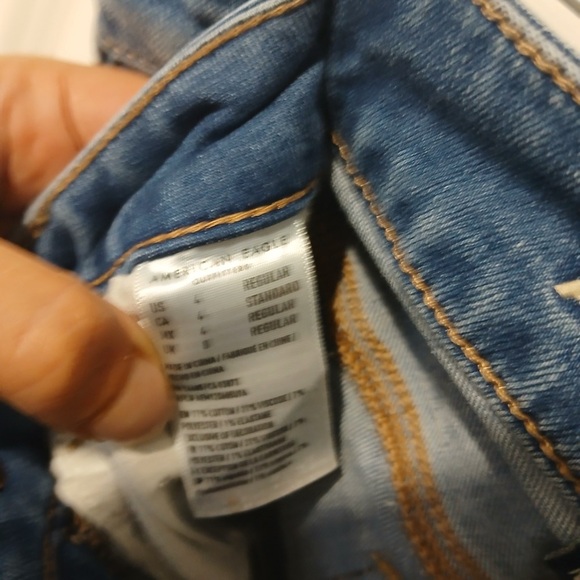 ⭐️ American Eagle Next Level Stretch size 4 skinny jeans. Preowned - Picture 4 of 4